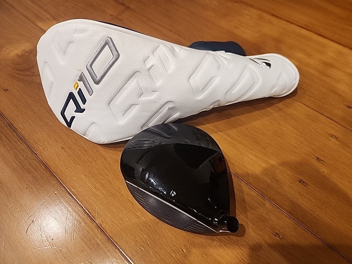 TAYLORMADE QI10 LS 10.5° DRIVER EXCELLENT CONDITION CARBONWOOD