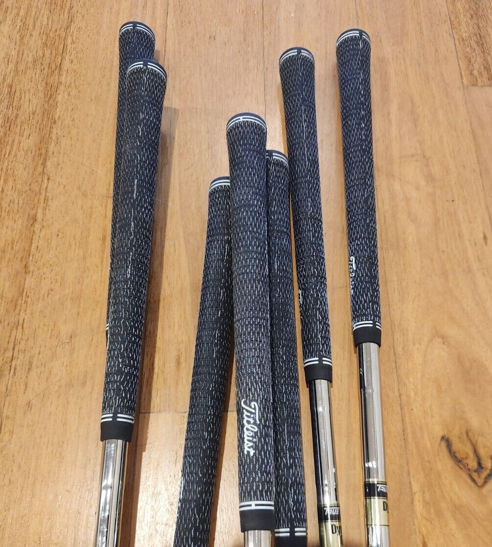 TITLEIST T100 4-PW IRONS - DYNAMIC GOLD S300 STIFF SHAFTS  2023 VERSION