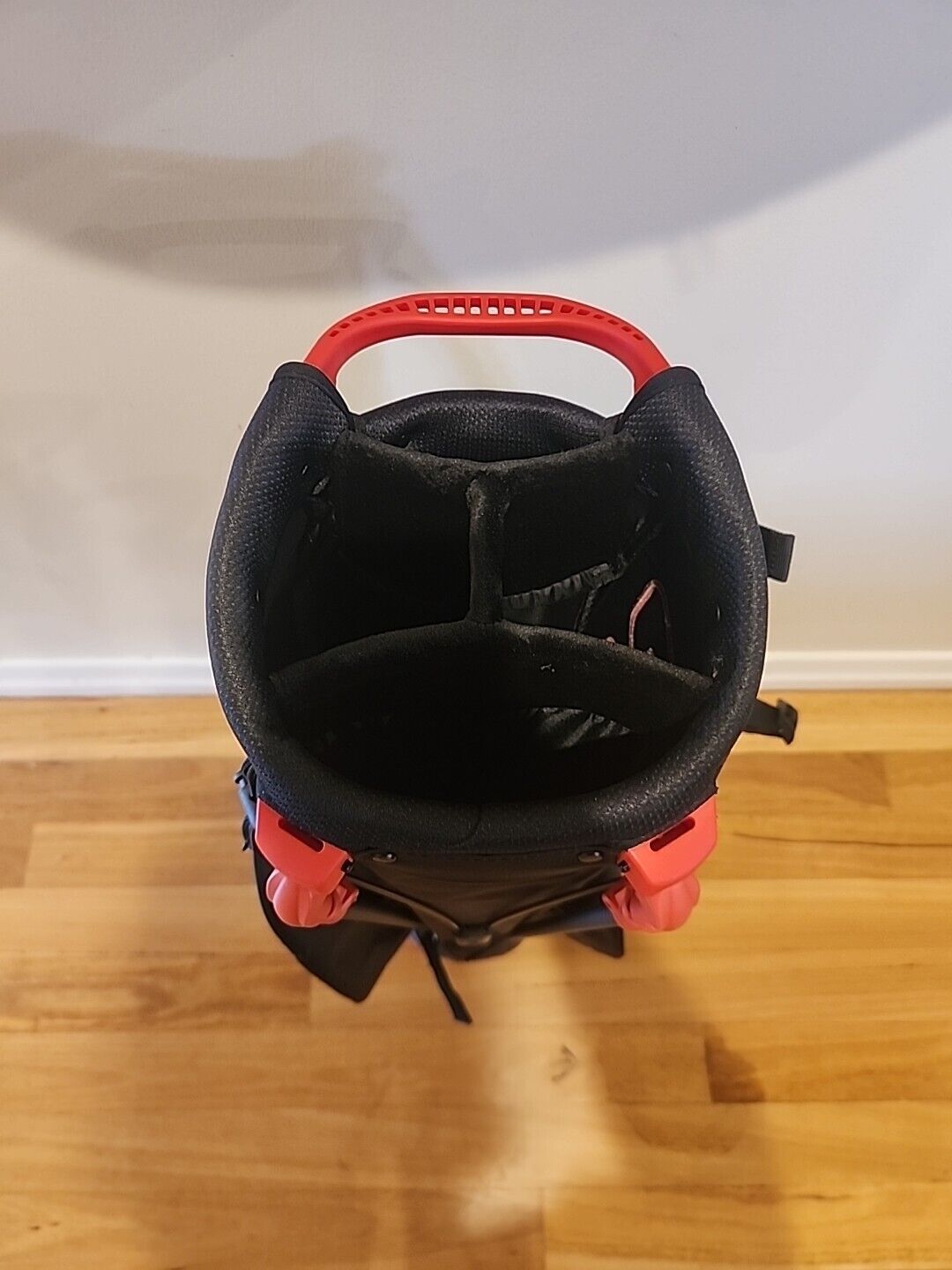 TITLEIST BACK RED CARBON GOLF CARRY STAND BAG - EXCELLENT