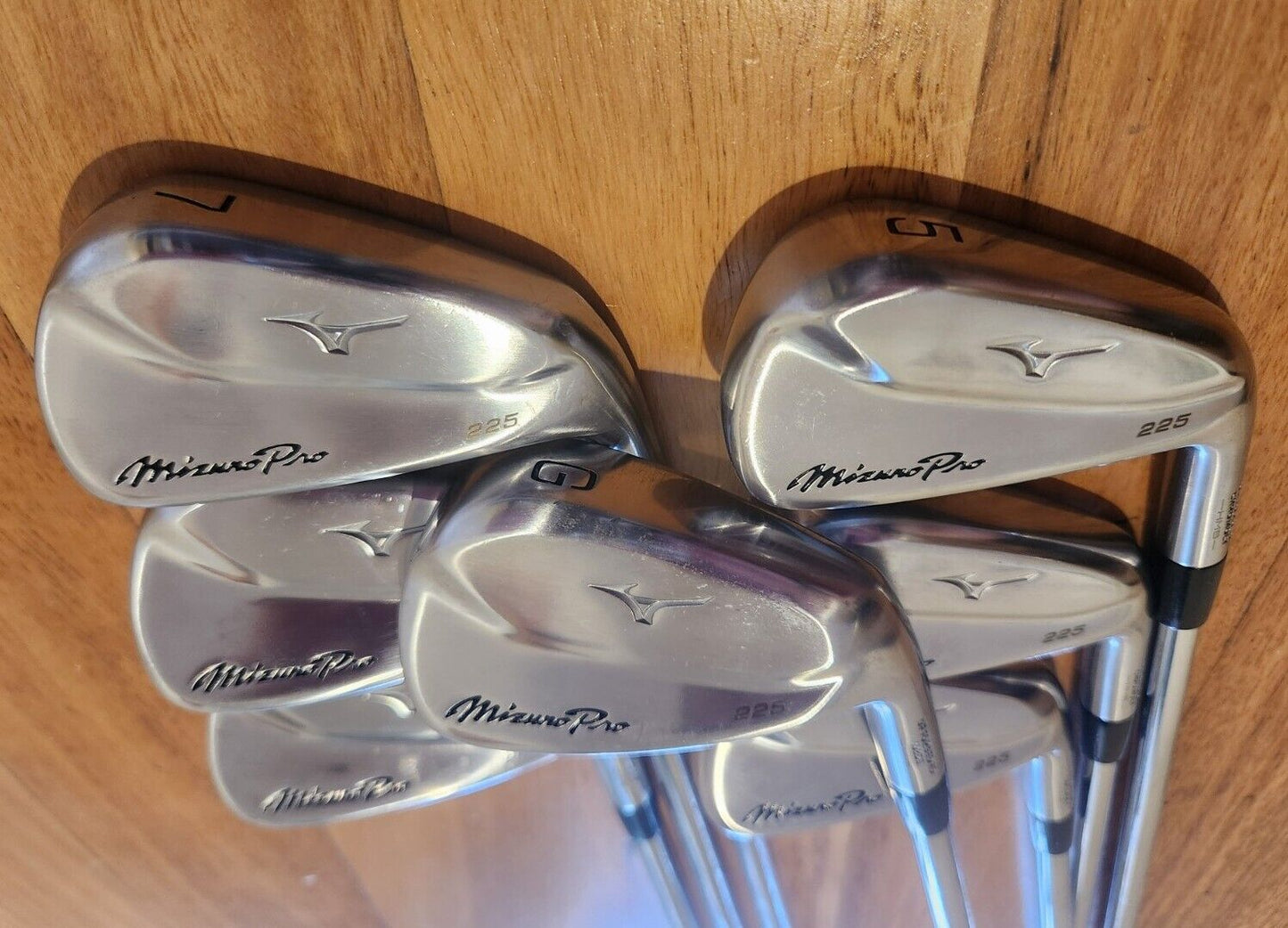 MIZUNO PRO 225 IRONS 5-GW - NIPPON NS PRO MODUS 3 TOUR 105R Regular Flex
