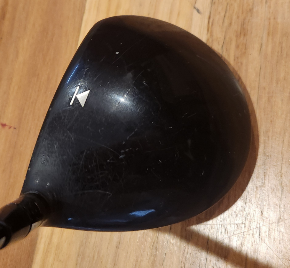 TITLEIST D910 9.5° DRIVER STIFF SHAFT
