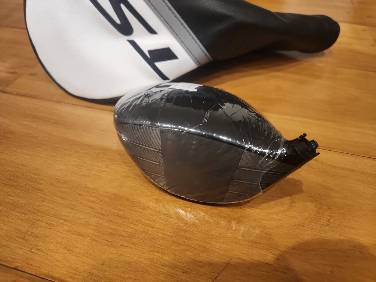 TITLEIST TSR3 9.0° - BRAND NEW - DRIVER HEAD