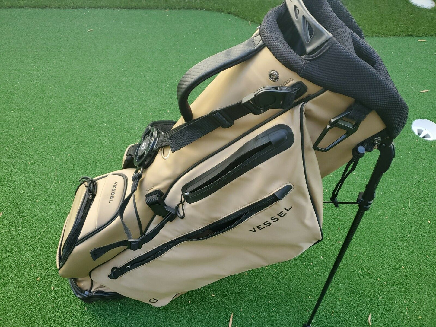VESSEL GOLF CARRY STAND BAG