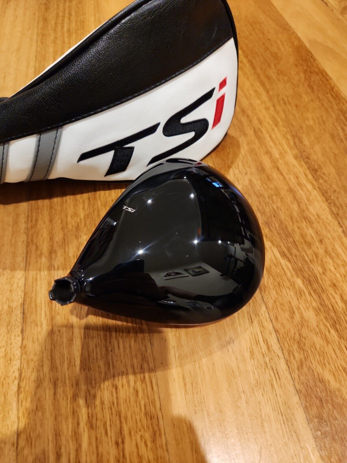 TITLEIST TSi3 9.0° - EXCELLENT CONDITION- DRIVER HEAD