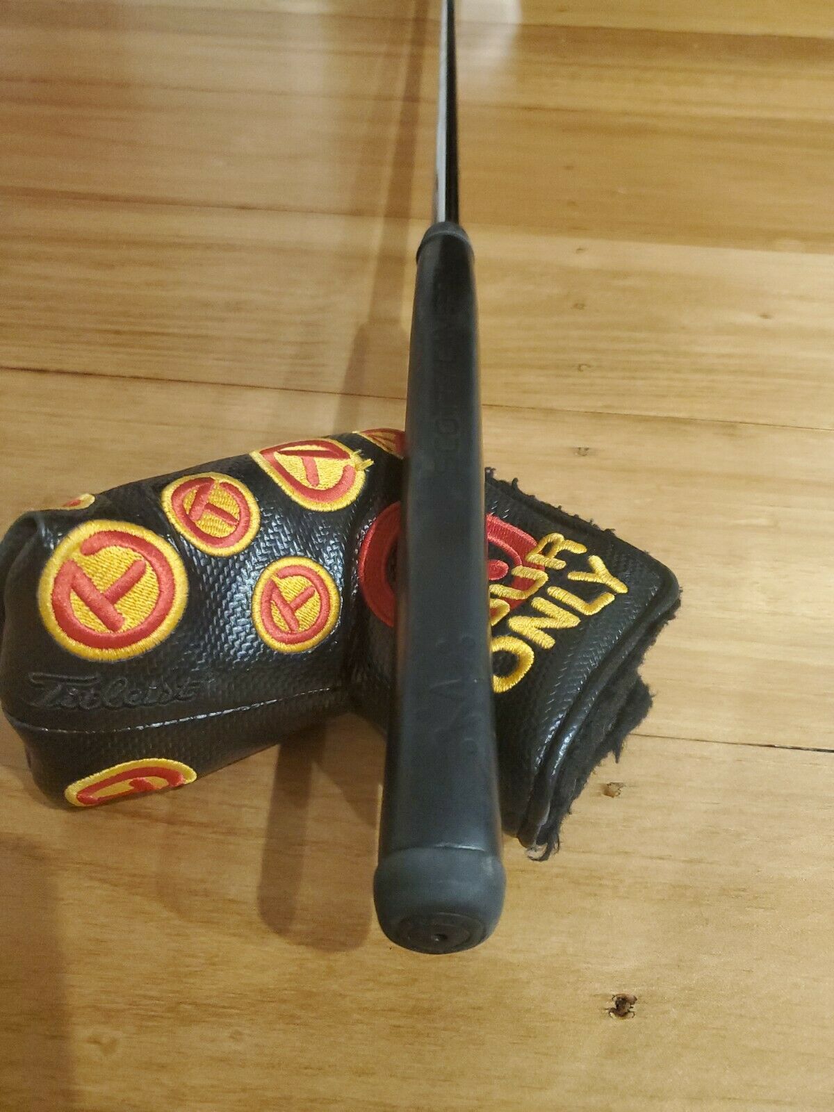 SCOTTY CAMERON CIRCLE T PROTO KNUCKLE HEAD TOUR ONLY PUTTER - TITLEIST