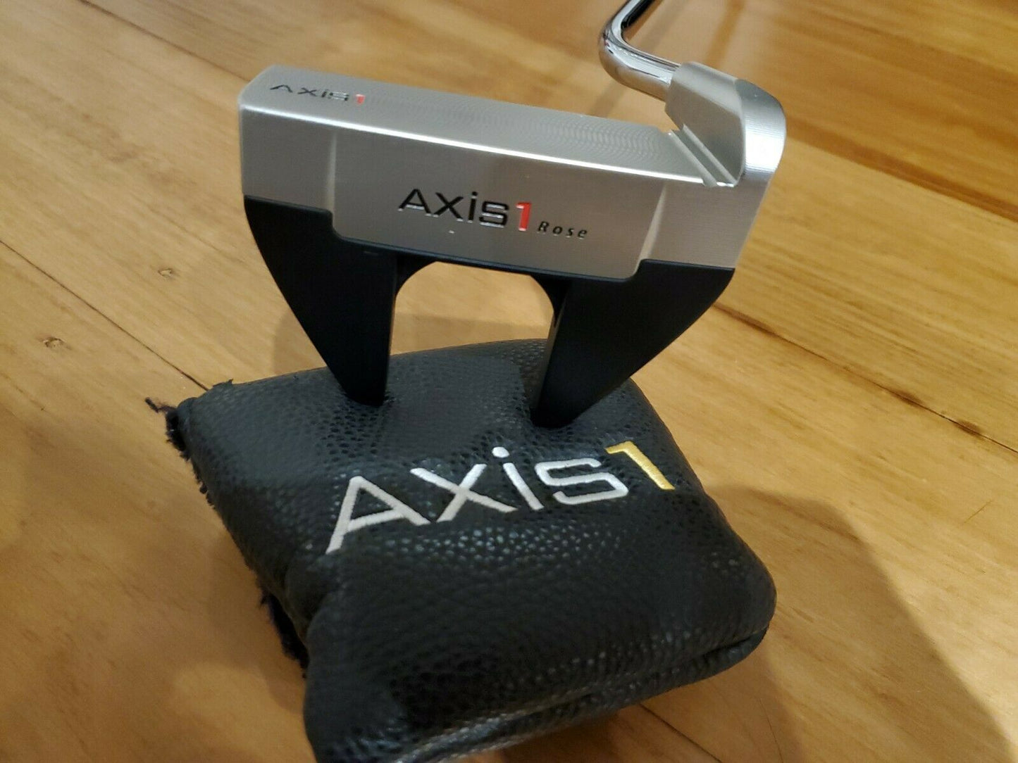 AXIS 1 ROSE PUTTER - Mint Condition