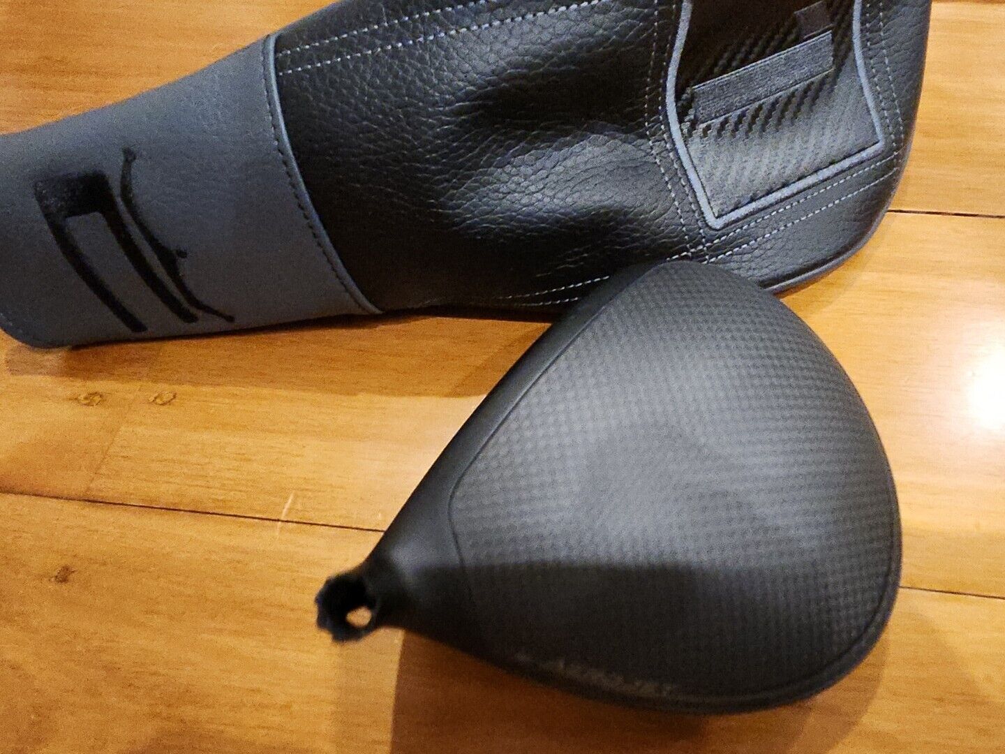 KING COBRA AEROJET LS 9.0° LIMITED EDITION DRIVER - HEAD ONLY - EXCELLENT