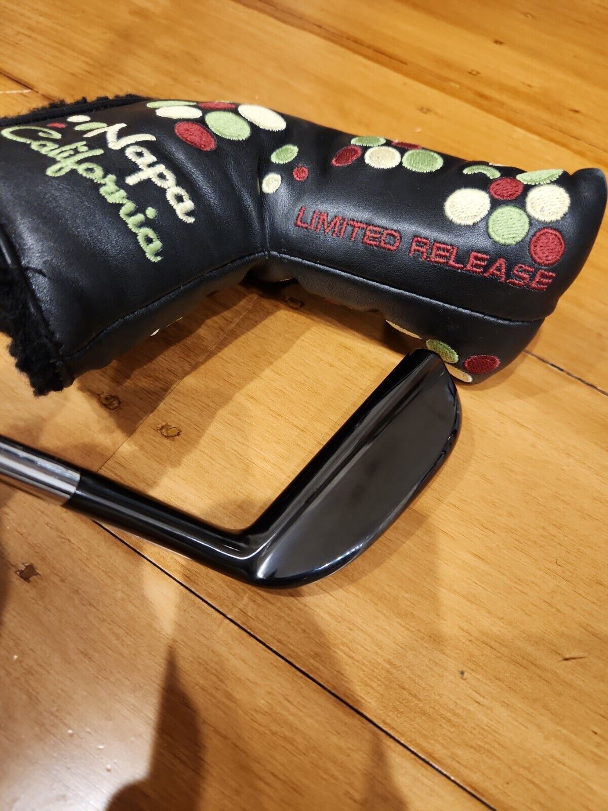 SCOTTY CAMERON LIMITED RELEASE NAPA CALIFORNIA PUTTER and HEAD COVER