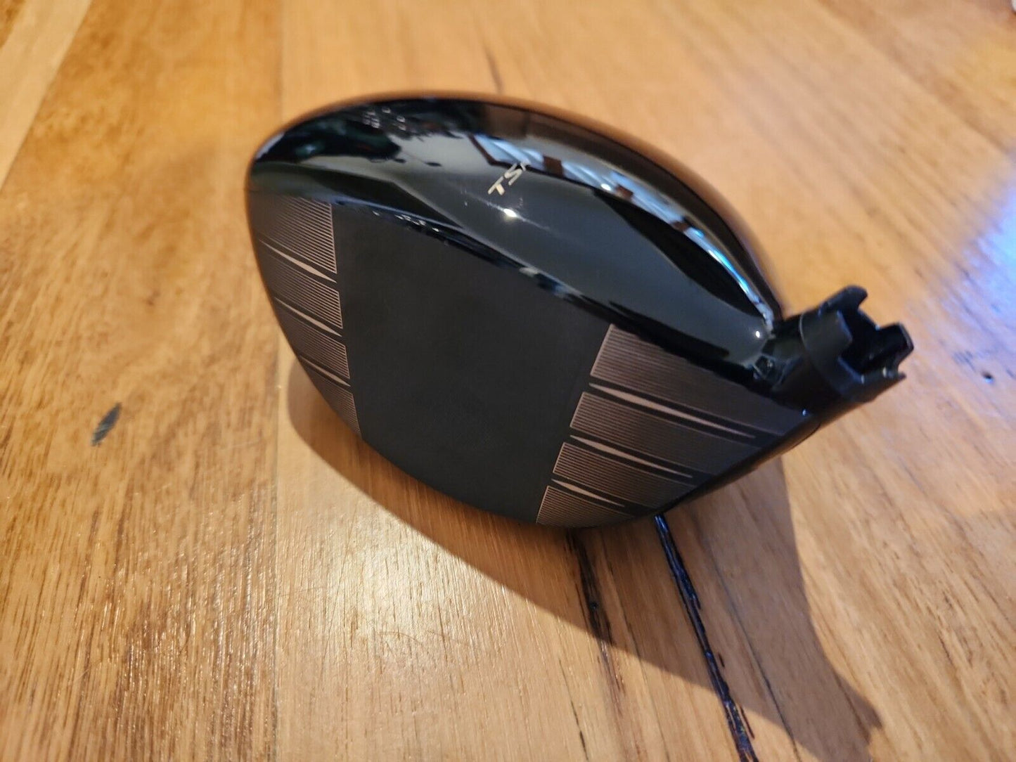 TITLEIST TSR4 9.0° - EXCELLENT CONDITION- GOLF DRIVER HEAD