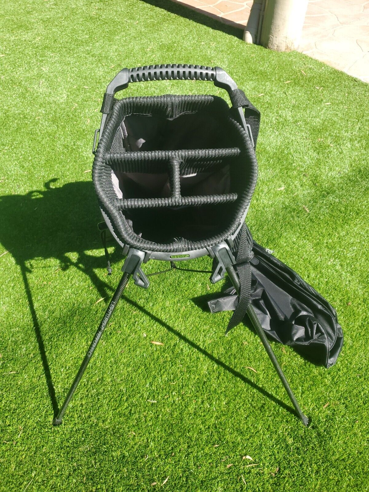 SUN MOUNTAIN GOLF CARRY STAND BAG - EXCELLENT CONDITION