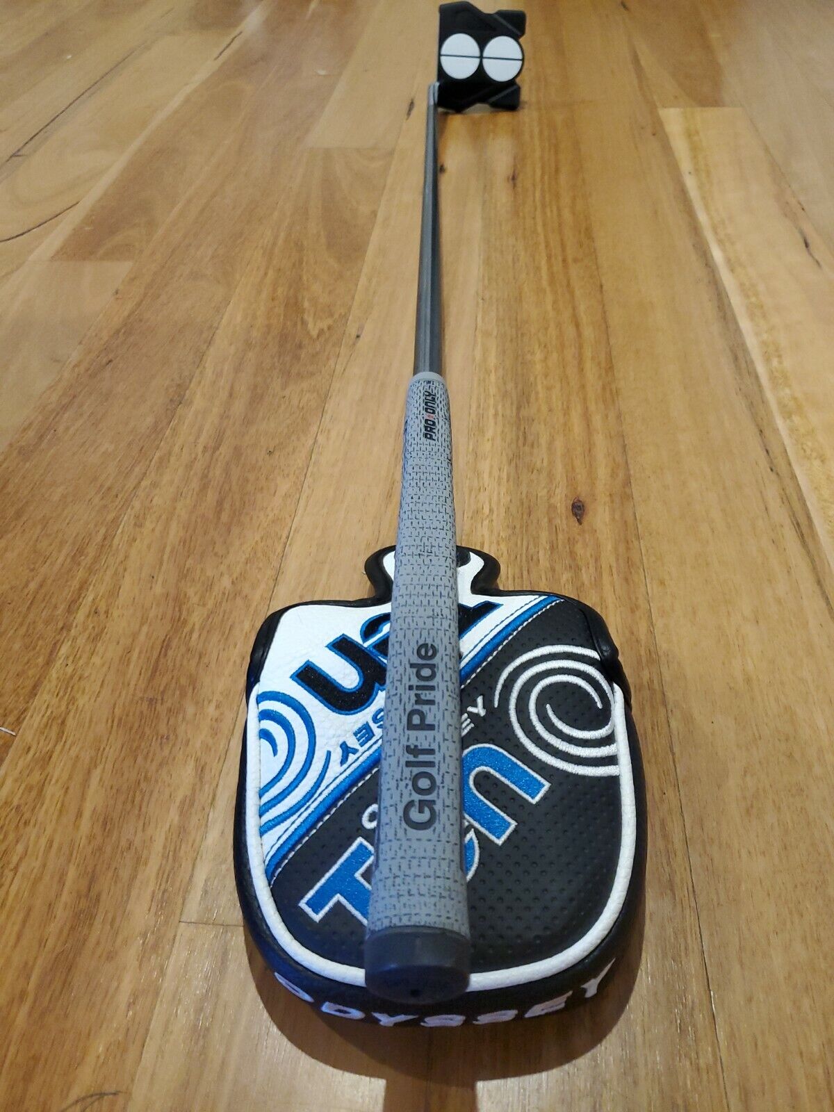 ODYSSEY TWO BALL TEN PUTTER - MINT CONDITION