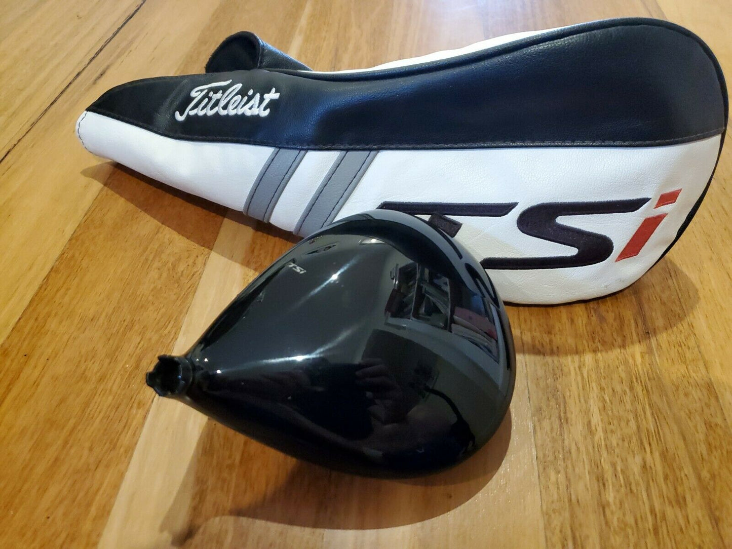 TITLEIST TSi3 10.0° - VERY GOOD CONDITION- DRIVER HEAD
