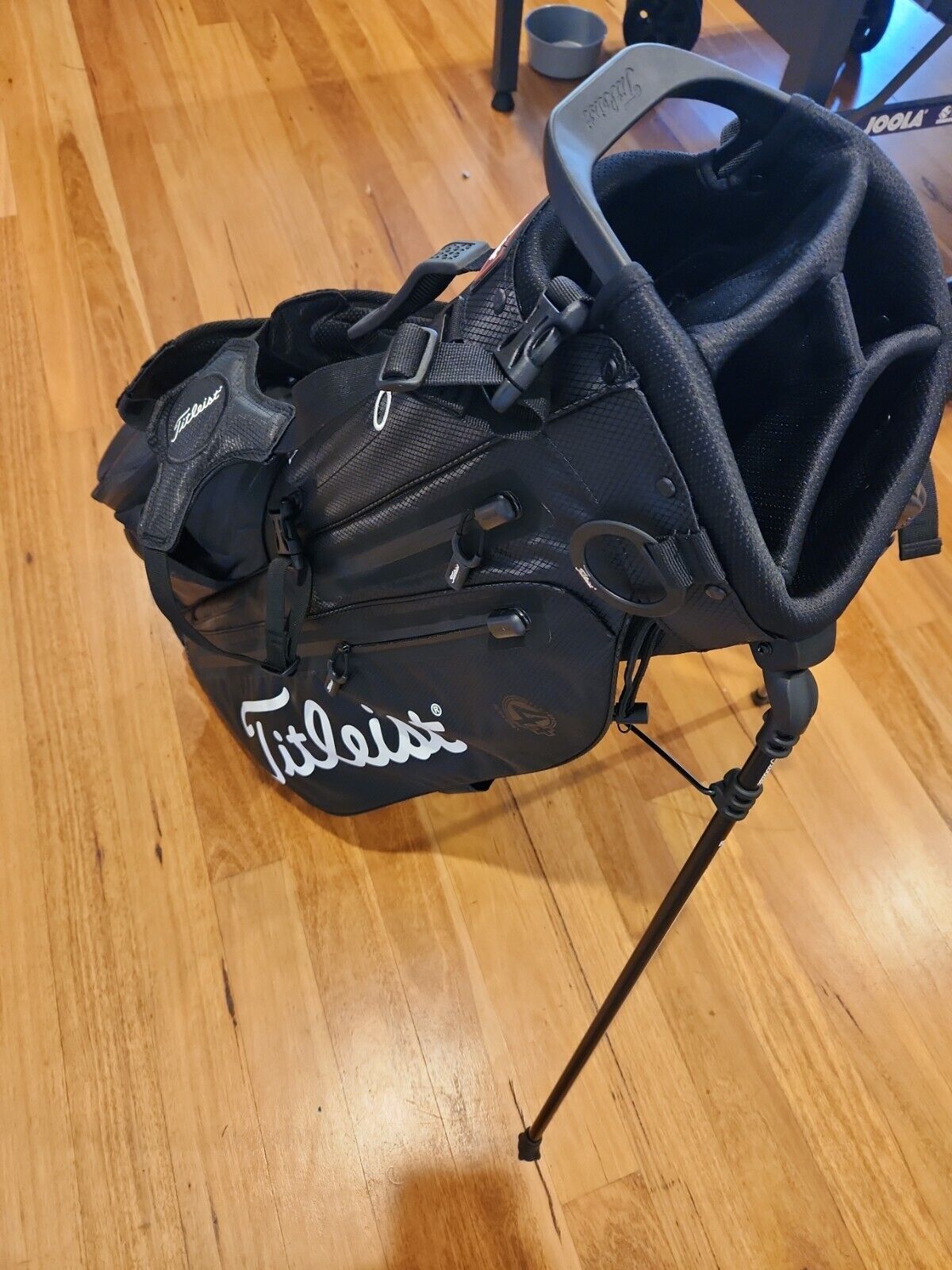 TITLEIST STA DRY +4 GOLF CARRY STAND BAG - BRAND NEW