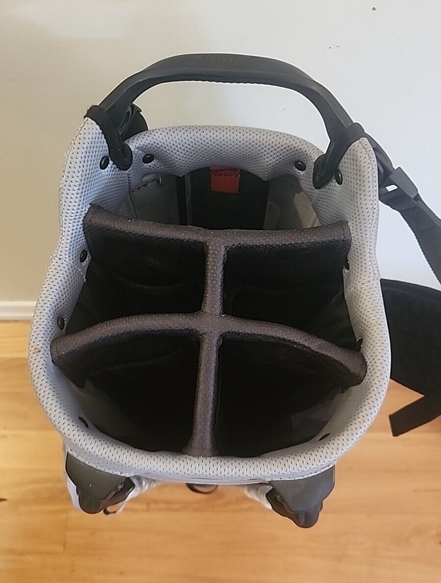 TITLEIST PLAYERS HYBRID 5 GOLF CARRY STAND BAG