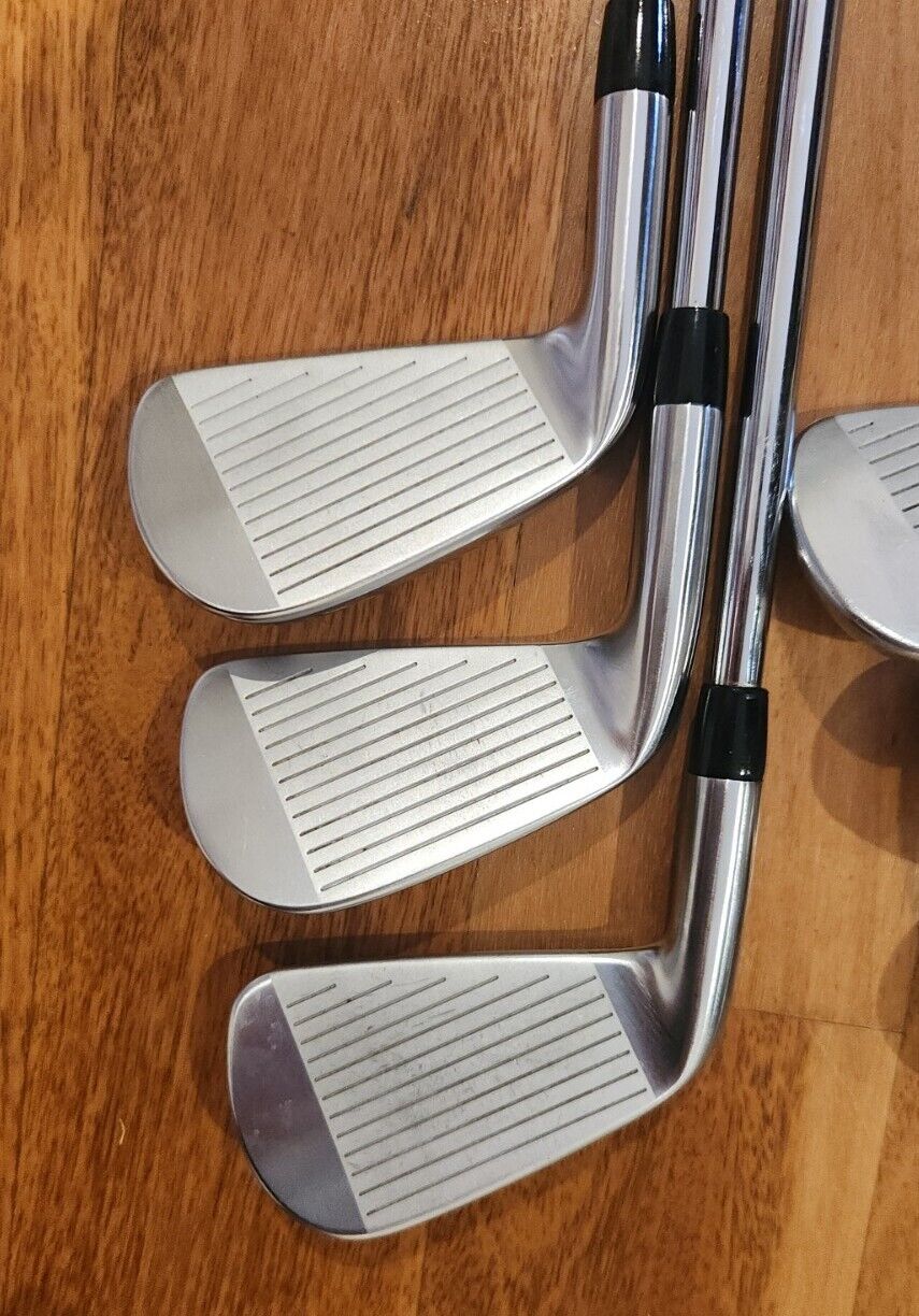 TITLEIST T100s 3-9 IRONS - Dynamic Gold AMT S300 STIFF Shafts