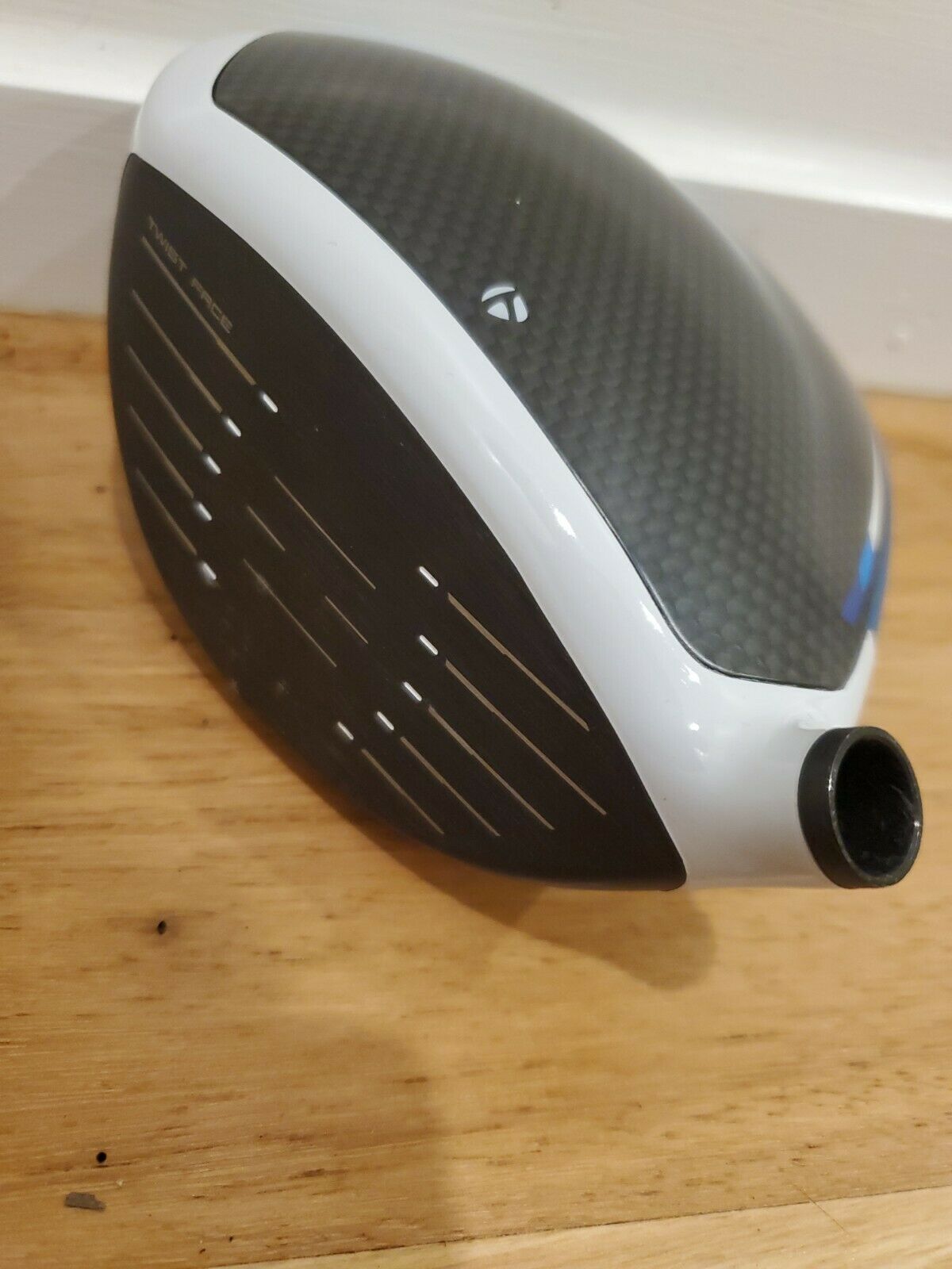 TAYLORMADE SIM 2 MAX 9° DRIVER HEAD ONLY MINT CONDITION (T-206)