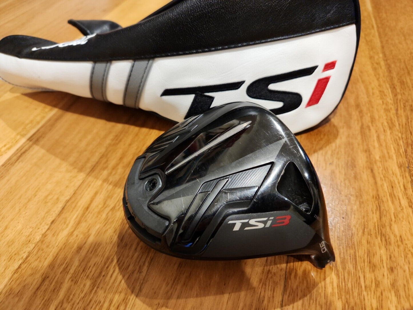 TITLEIST TSi3 9.0° - EXCELLENT CONDITION- DRIVER HEAD