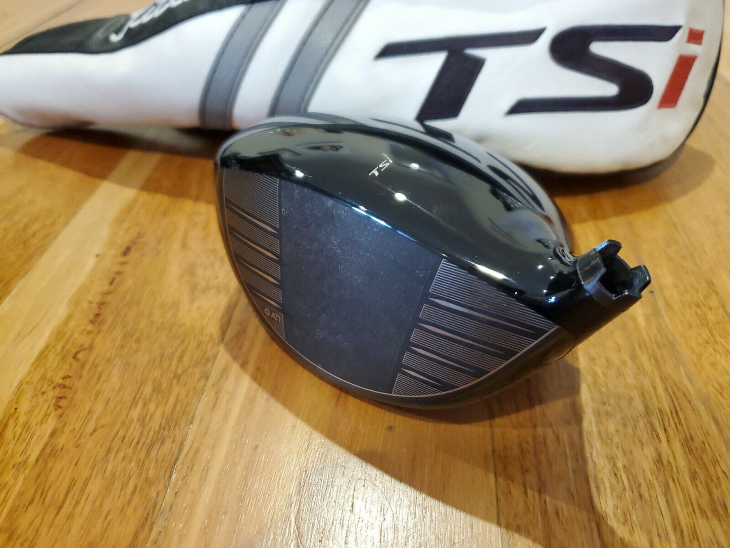 TITLEIST TSi3 10.0° - VERY GOOD CONDITION- DRIVER HEAD