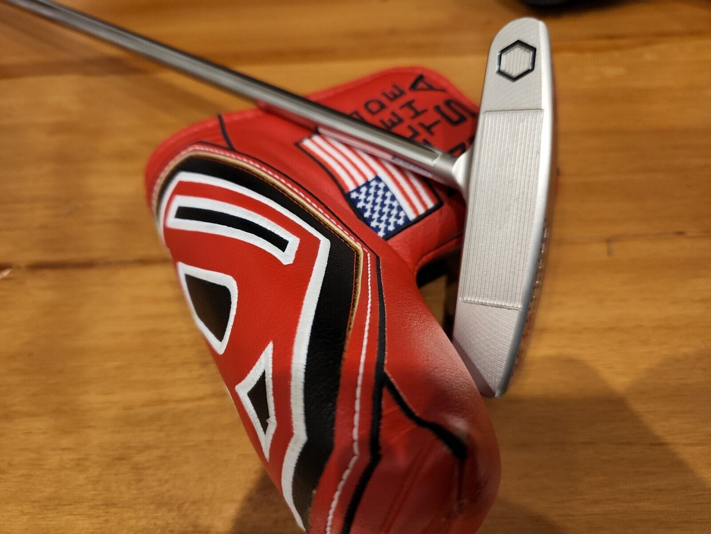 BETTINARDI 28 303SS STUDIO STOCK PUTTER - MINT CONDITION