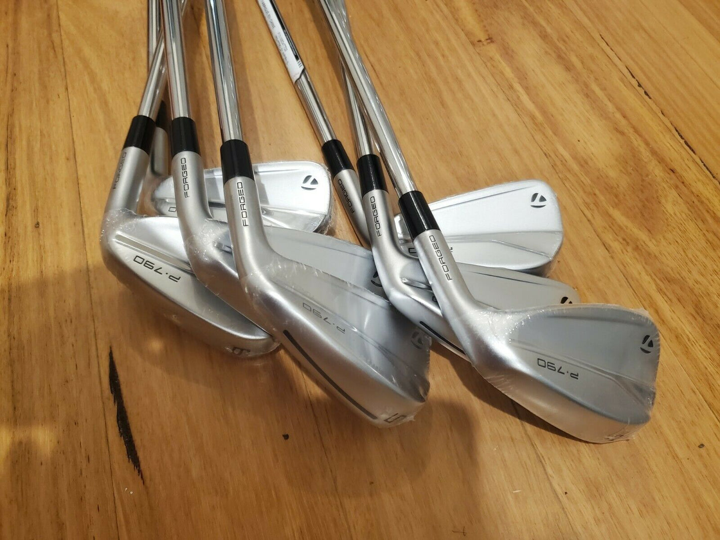 NEW TAYLORMADE P790 2021 IRONS 4-PW - Dynamic Gold 105 S300 Stiff