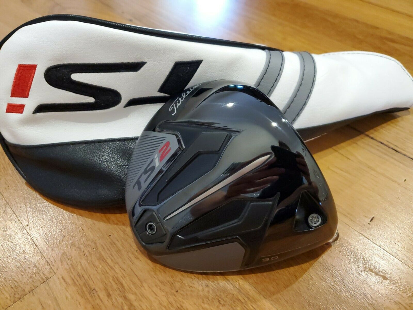 TITLEIST TSi2 9.0° - MINT CONDITION- DRIVER HEAD