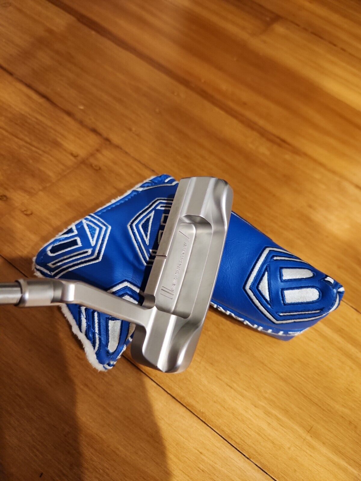 BETTINARDI DASS CARBON FIBER PUTTER - EXCELLENT CONDITION