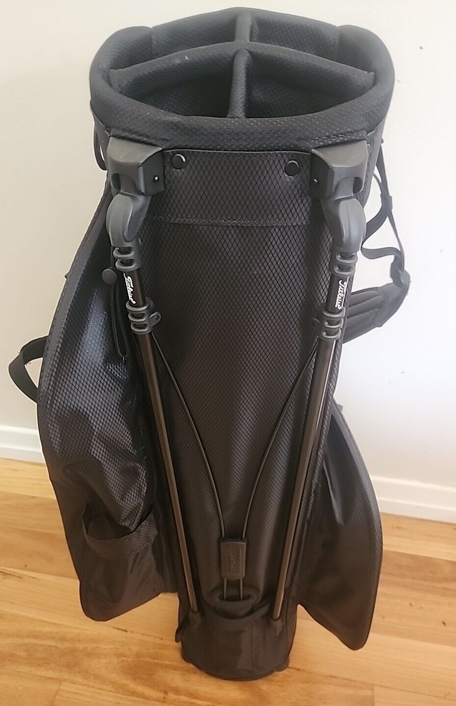 TITLEIST PLAYERS STADRY 5 GOLF CARRY STAND BAG - EXCELLENT