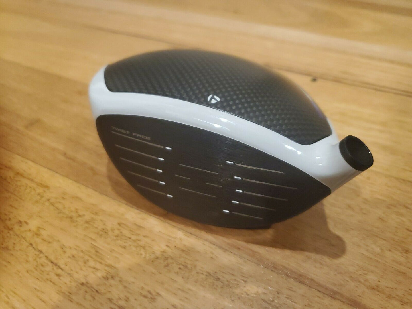TAYLORMADE SIM 2 9° DRIVER TOUR ISSUE + T SERIAL MINT CONDITION