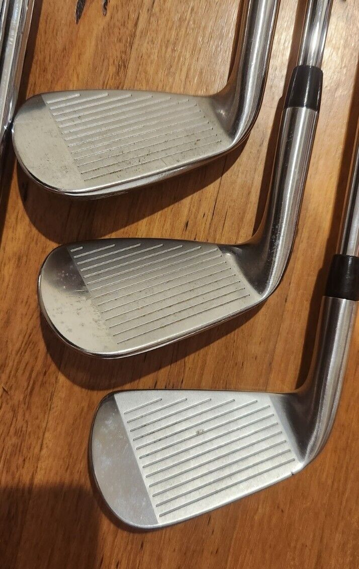 TITLEIST AP2 718 4-PW IRONS - Dynamic Gold AMT X100 WHITE X STIFF Shafts