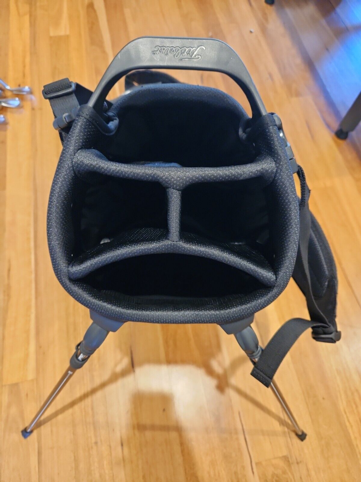 TITLEIST STA DRY +4 GOLF CARRY STAND BAG - BRAND NEW