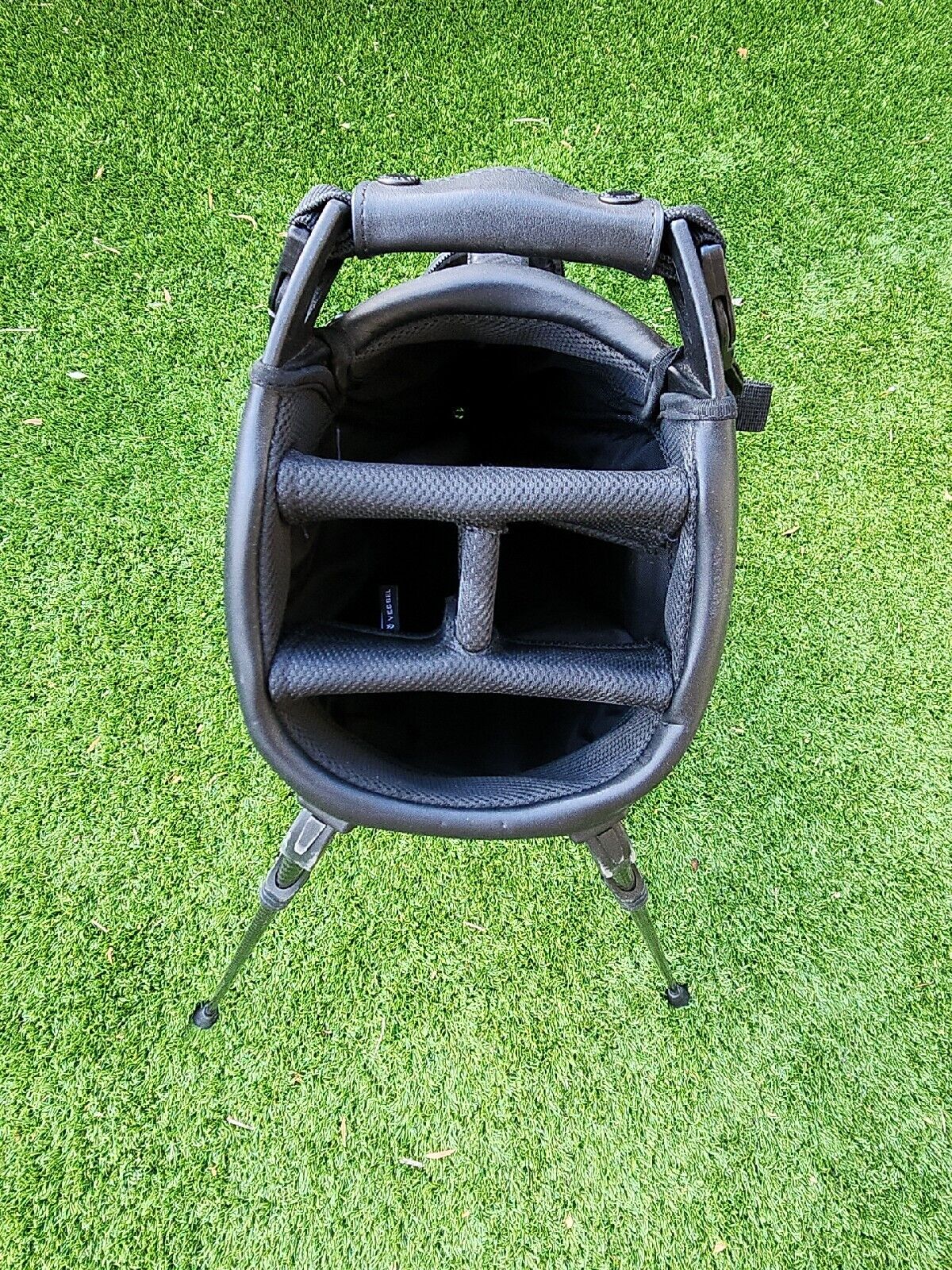 VESSEL GOLF CARRY STAND BAG - VERY GOOD CONDITION