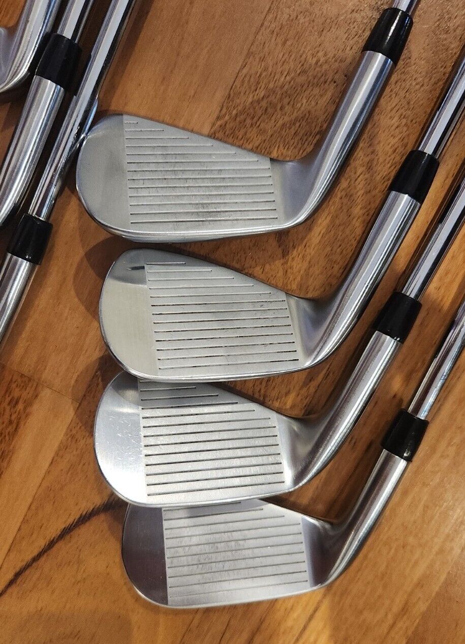 TITLEIST T100s 3-9 IRONS - Dynamic Gold AMT S300 STIFF Shafts