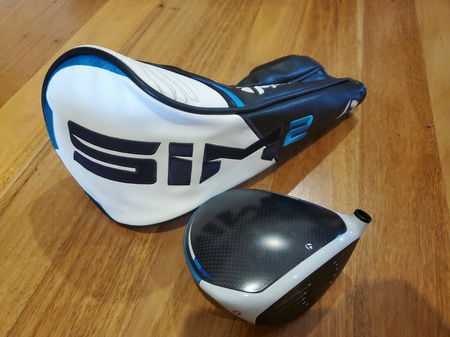 TAYLORMADE SIM 2 9° DRIVER HEAD ONLY EXCELLENT CONDITION (T-207)