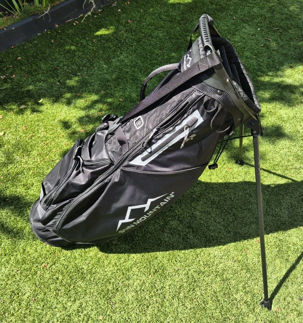 SUN MOUNTAIN 2.5+ GOLF CARRY / STAND BAG  ️ 0