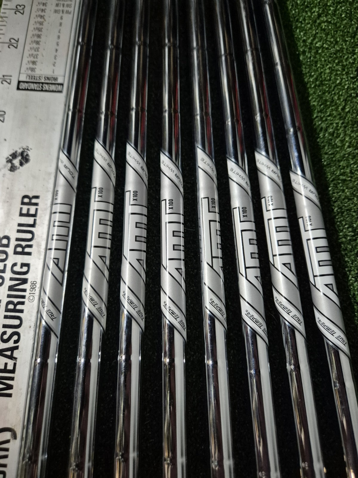 TRUE TEMPER AMT WHITE X100 EXTRASTIFF IRON IRONS SHAFTS 4-PW 0.355 TAPER TIP2