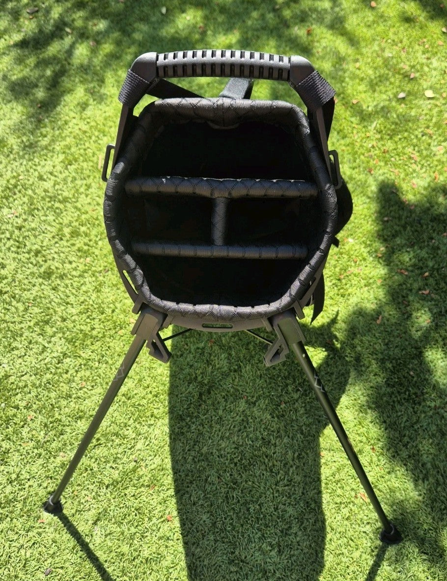 SUN MOUNTAIN 2.5+ GOLF CARRY / STAND BAG  ️ 1