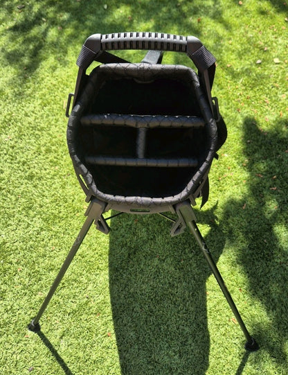 SUN MOUNTAIN 2.5+ GOLF CARRY / STAND BAG  ️ 1