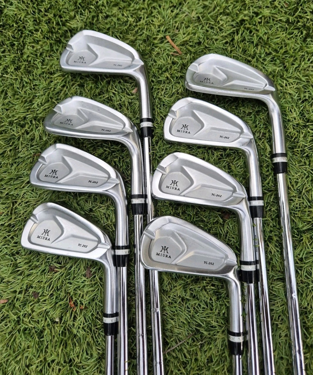 MIURA TC-202 FORGED IRONS COOPER FINISH IRONS 4-PW - DG TOUR ISSUE X1000
