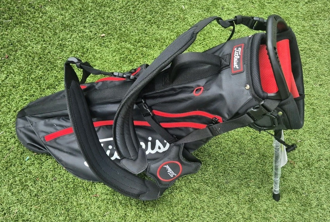 ️ TITLEIST CARRY / KICK STAND BAG1
