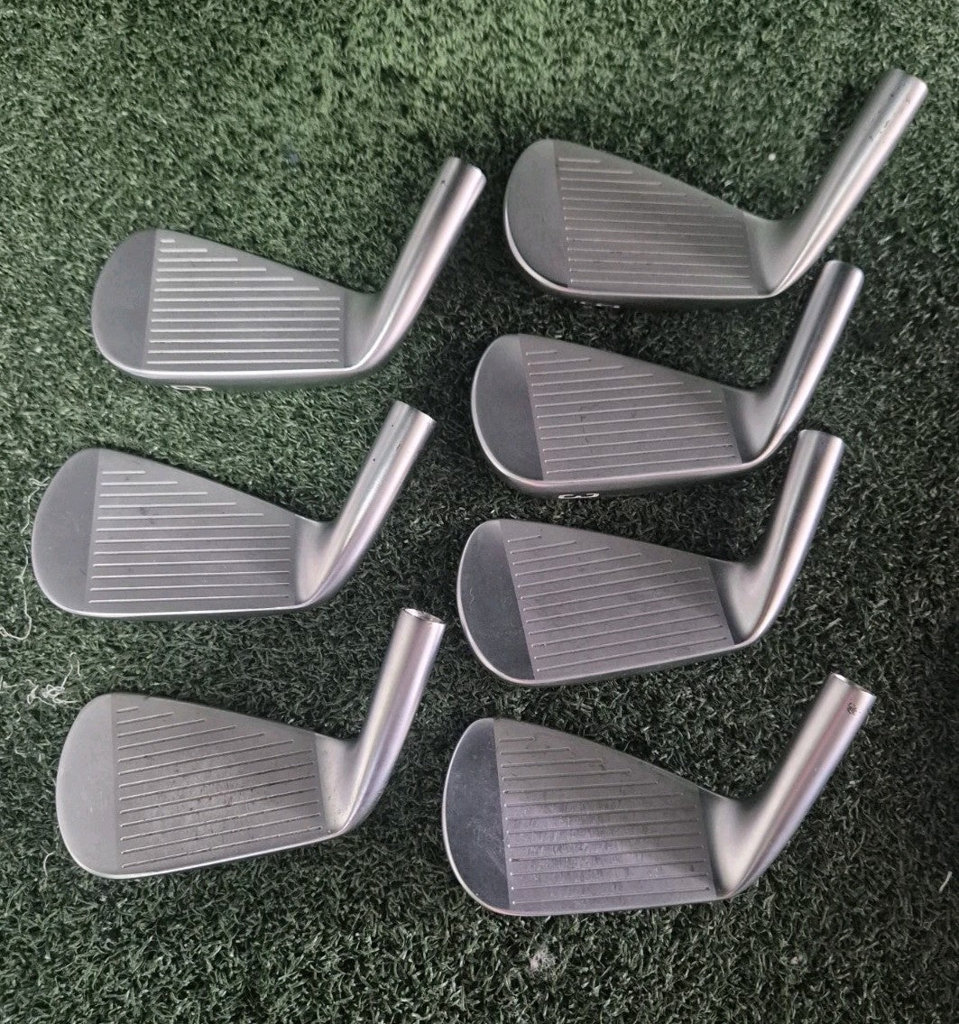 MIZUNO S3 FORGED IRONS 3-9i - HEADS ONLY S.31