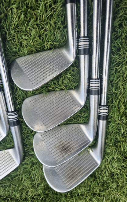 TITLEIST 620CB FORGED IRONS IRONS 4-PW - KBS TOUR 130X EXTRA STIFF SHAFTS3