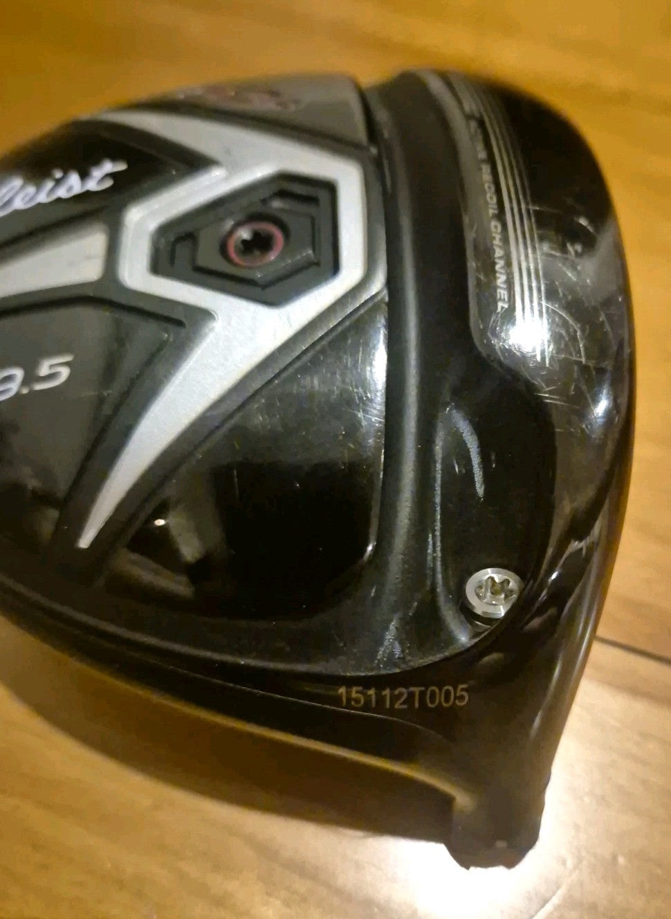 TITLEIST 915 D4 9.5° - TOUR ISSUE - DRIVER HEAD ONLY1
