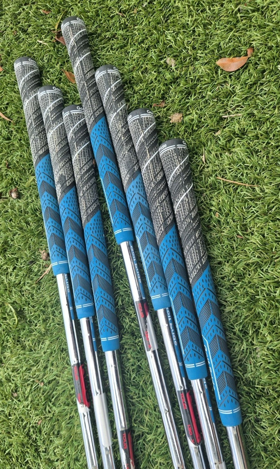 TITLEIST 620CB FORGED IRONS IRONS 4-PW - KBS TOUR 130X EXTRA STIFF SHAFTS6