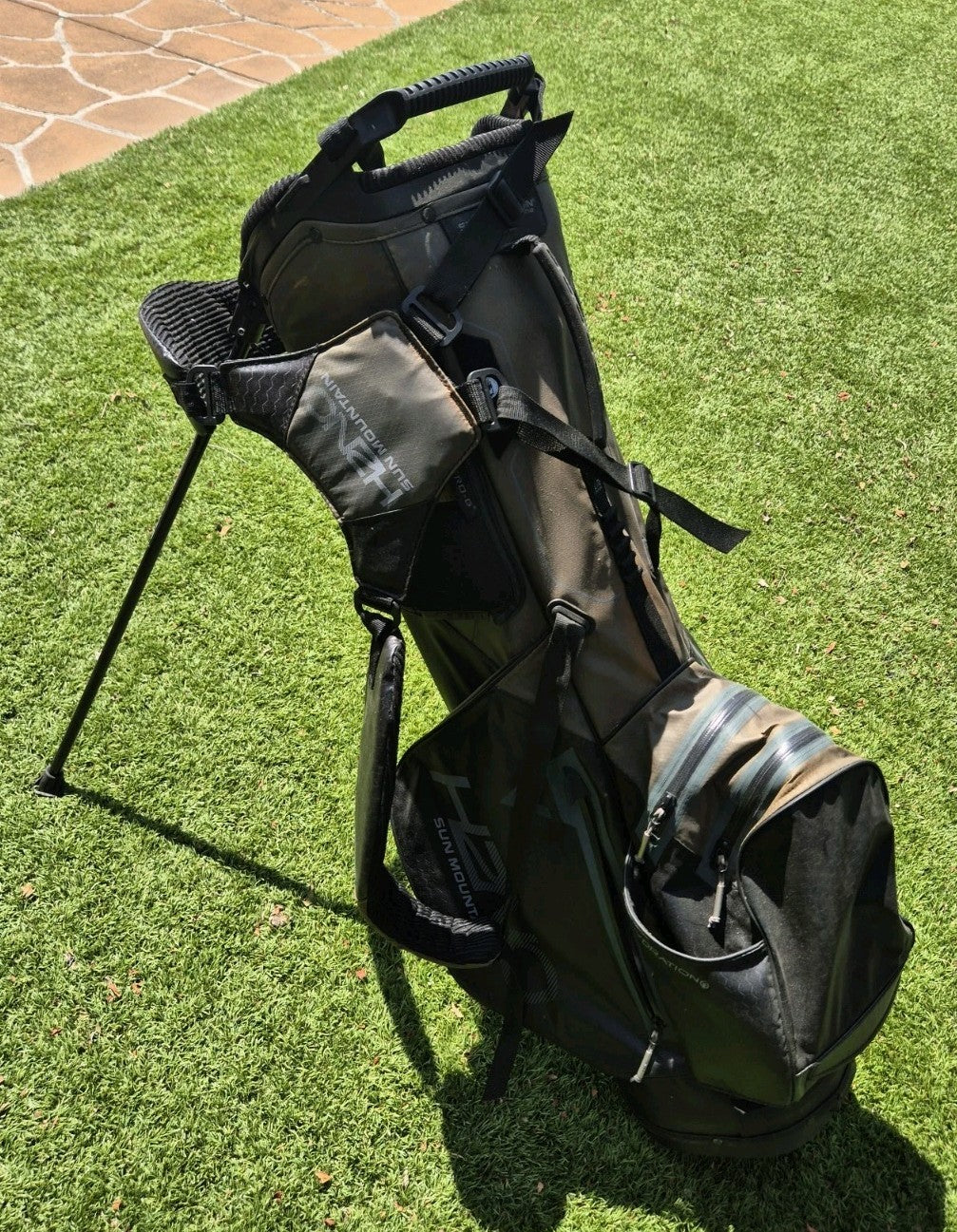 SUN MOUNTAIN GOLF CARRY / STAND BAG ⛳️ 1