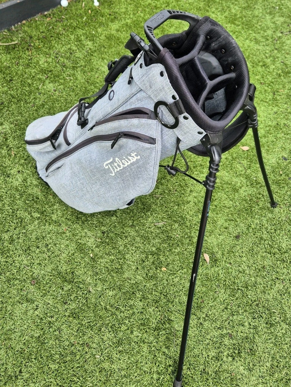 TITLEIST GOLF CART CARRY BAG BLACK STAND BAGS3