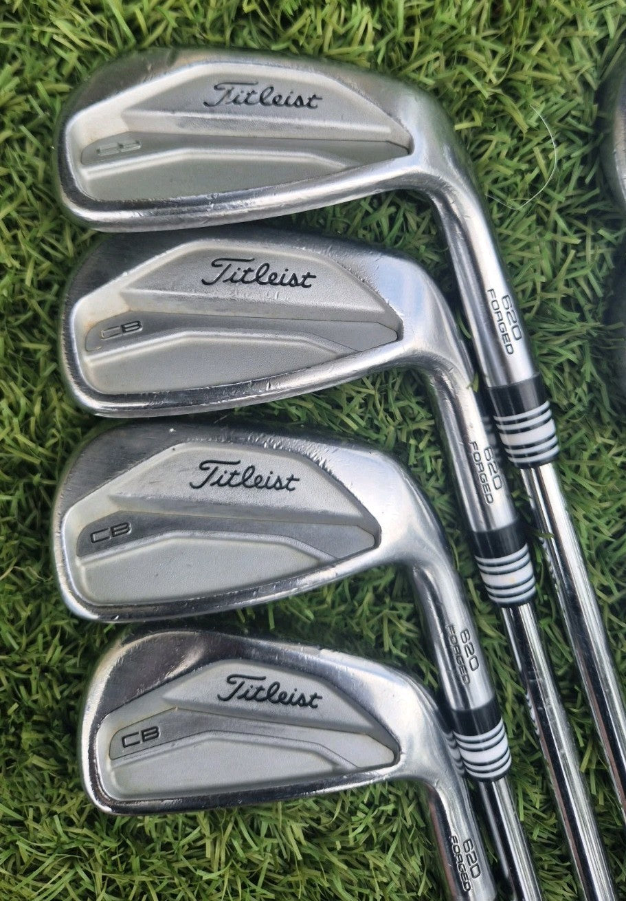TITLEIST 620CB FORGED IRONS IRONS 4-PW - KBS TOUR 130X EXTRA STIFF SHAFTS1