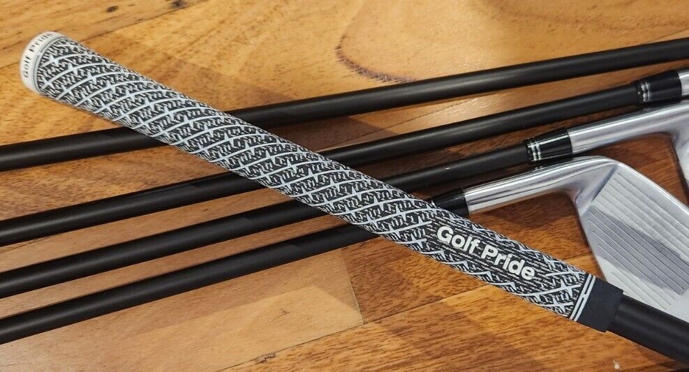 COBRA KING CB IRON 4-PW FUJIKURA AXIOM 125X VELOCORE GRAPHITE SHAFTS