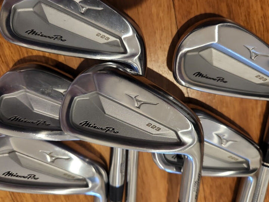 MIZUNO PRO 223 IRONS 4I-PW - CHOICE OF SHAFTS - R S X