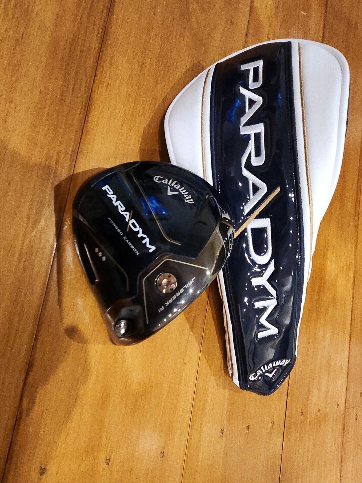 Callaway Paradym Star Driver Headcover Black/White/Gold Callaway Paradym Star Driver Headcover Black/White/Gold