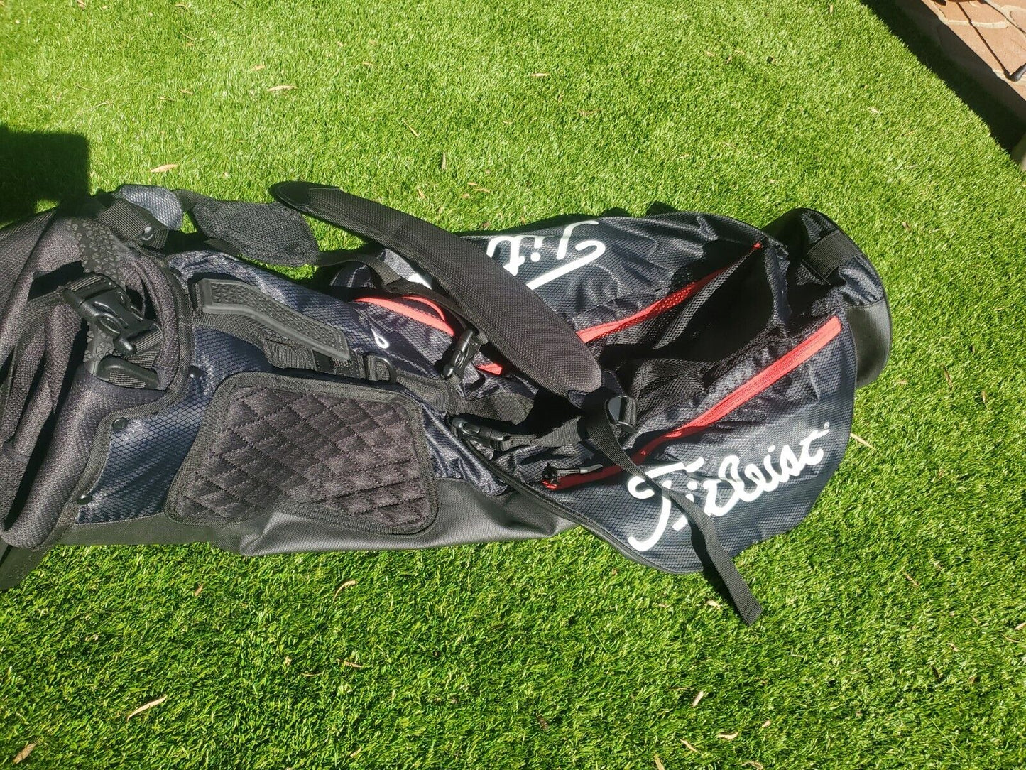 TITLEIST STA DRY LIGHT GOLF CARRY STAND BAG - MINT CONDITION